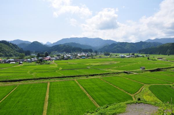 採石場跡から見た院内カルデラ