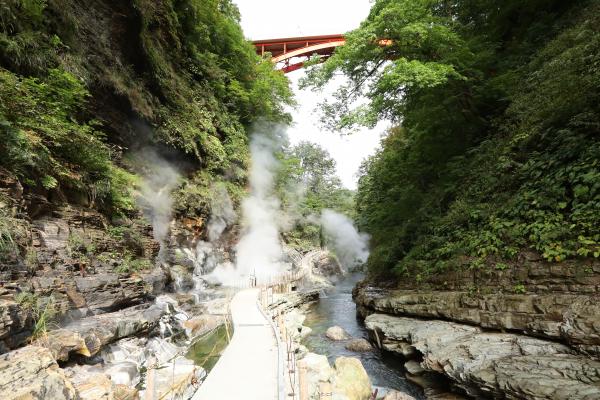 小安峡大噴湯の写真