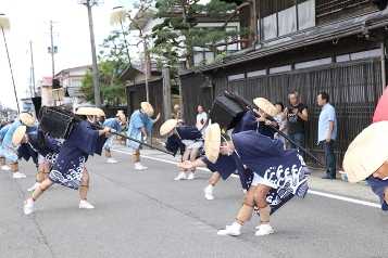 愛宕神社祭典「大名行列並びに神渡行列」の写真2