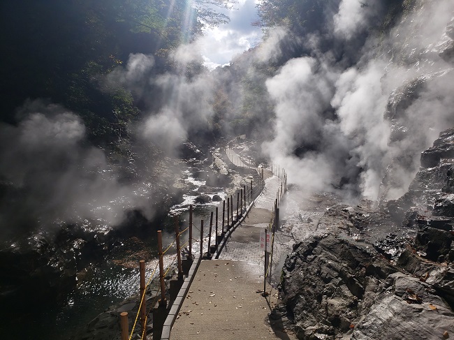 大噴湯遊歩道