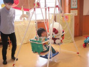 おがち子育て支援センターで遊ぶ3