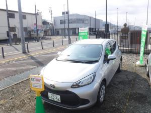 R7公用車カーシェア_正面斜