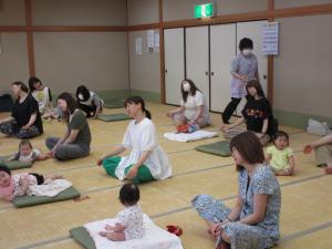 首の運動