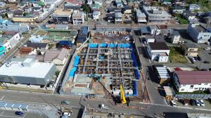 令和7年10月の施設の様子（湯沢駅側から撮影）