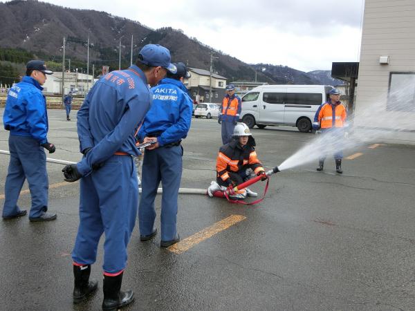 ポンプ操作訓練　放水